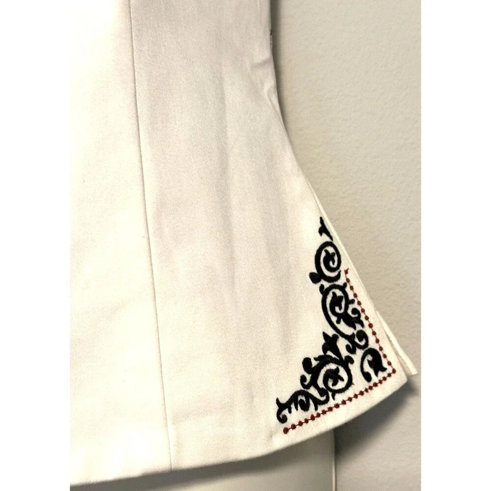 White House Black Market Structured Halter Top Sz US 8 Cotton Embroidered Lined